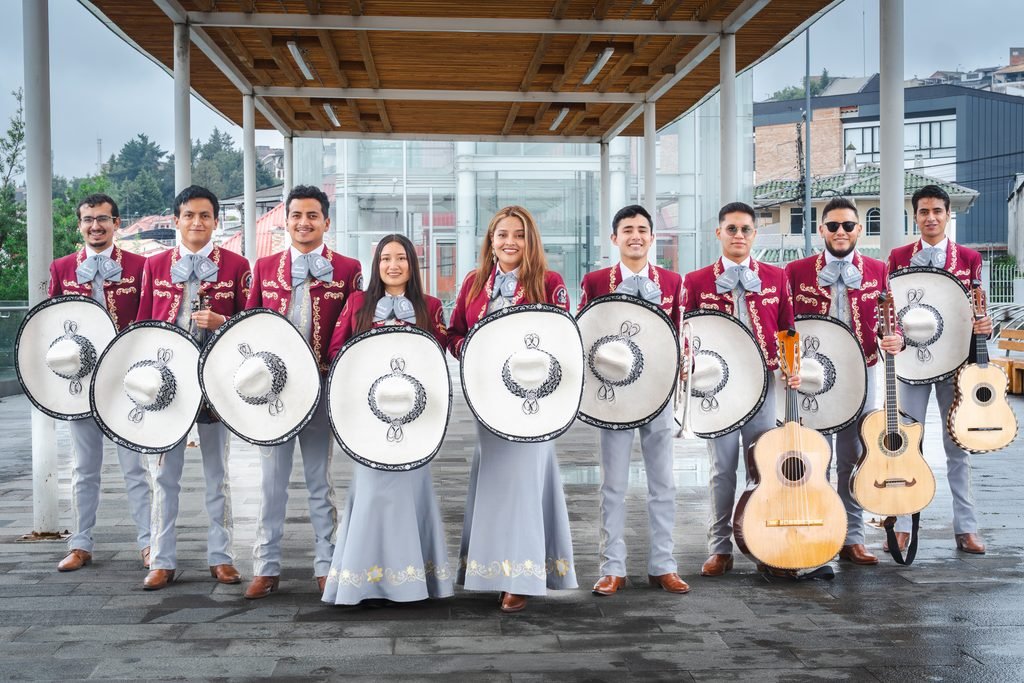Servicios de mariachi en Cuenca - Mariachi Sensacional